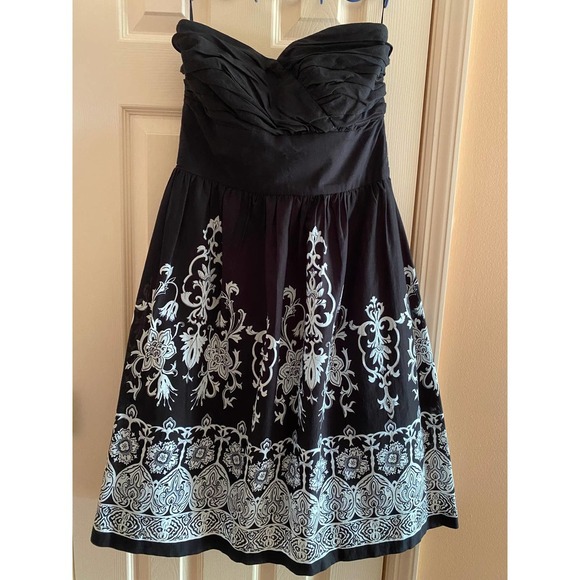WHBM Cocktail Dress Sz 6 Strapless A Line EUC - Picture 1 of 9